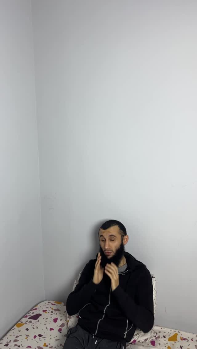 Instagram post from char3ibarber. This post is in position 0.